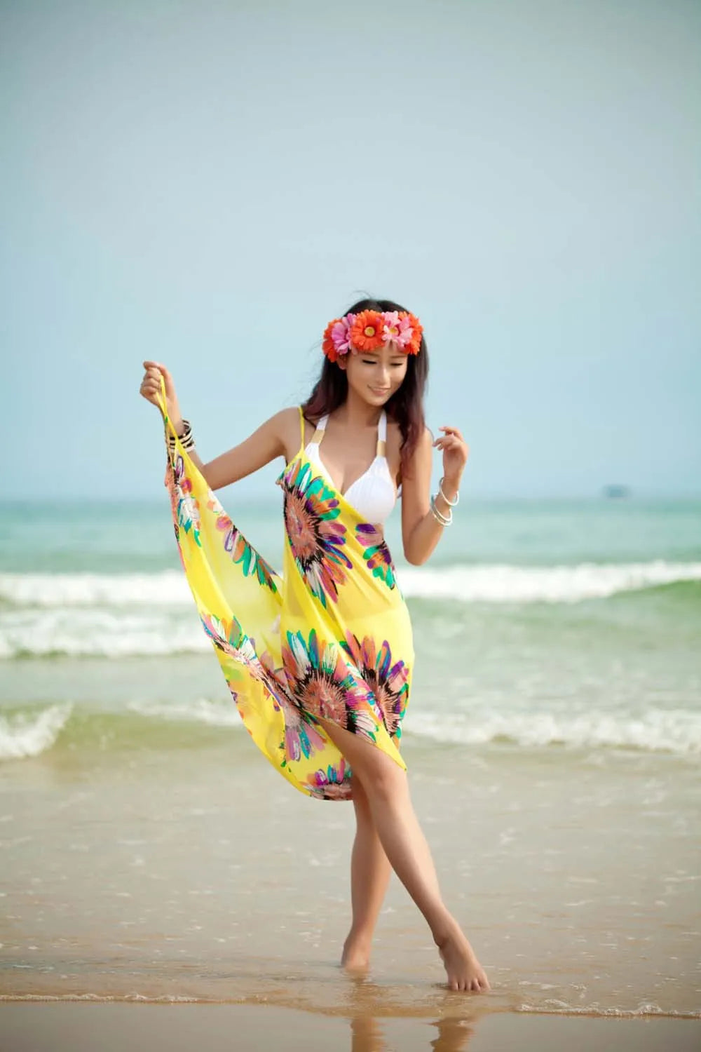 Women's Printed Chiffon Beach Cover Up, Sexy Halter Open Back Bikini Wrap Pareo