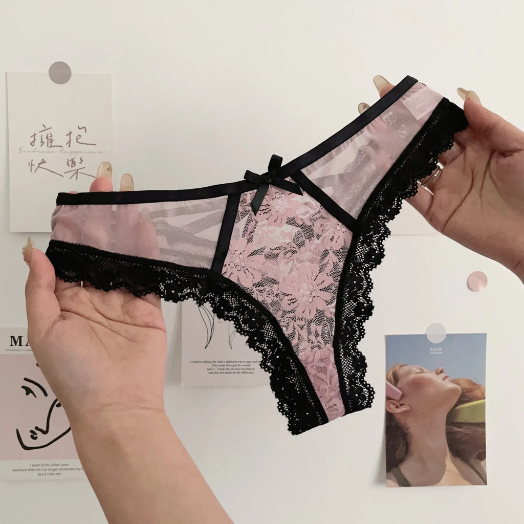 Sexy Lace Briefs Women’s Flower Embroidery Thong Spicy Girl Lace Transparent Underpants Thin Summer Hollow Out Panties