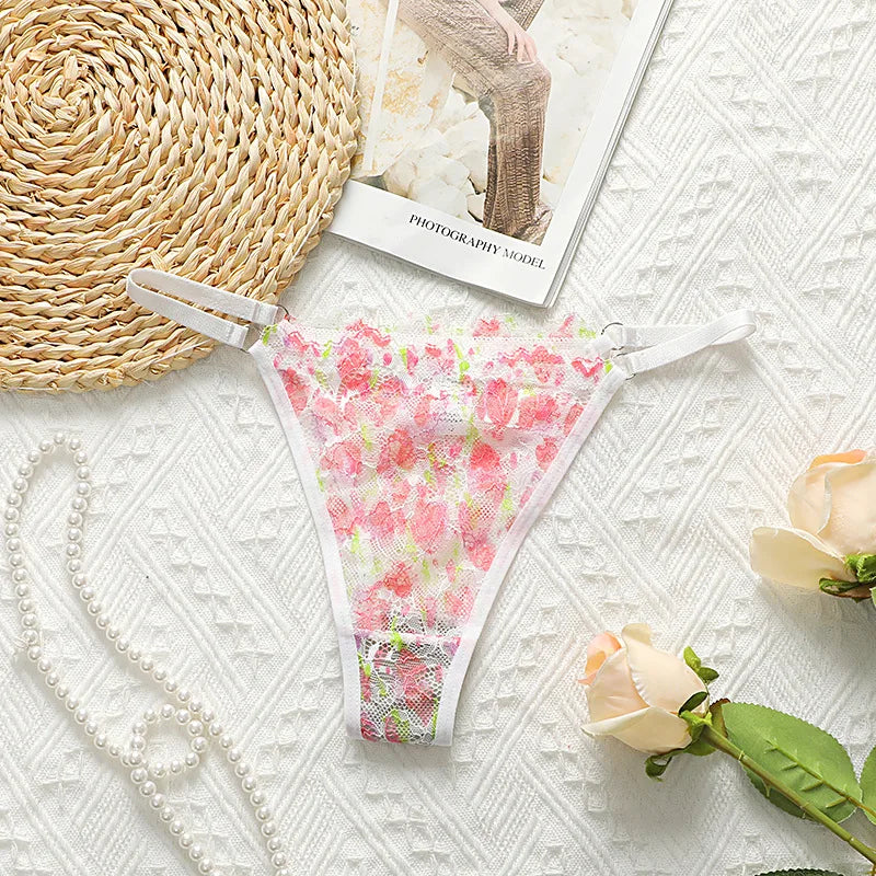 Lace Women Panties Sexy Lingerie Seamless Low Rise Thong Ladies T-Back Thin Summer T-Pants Briefs Femme Comfortable Underwears